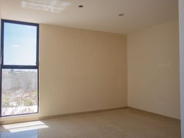 Casa en venta al norte de Mérida en privada con amenidades