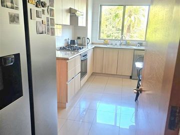 Departamento en venta 3 dorm. Portal La Dehesa, Lo Barnechea