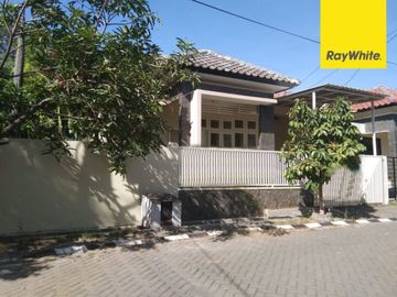 Jual Rumah Hunian Nyaman di Babatan Pratama, Surabaya