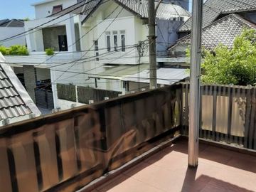 Rumah Bintaro Sektor 3 Tangerang Selatan Siap Huni