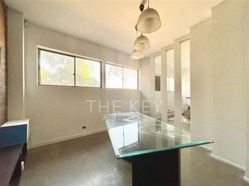 Local Comercial en Venta en Recoleta