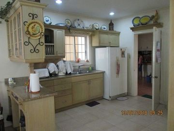 House and lot for sale in Cebu City, Villa Terrace with big lawn with amenties