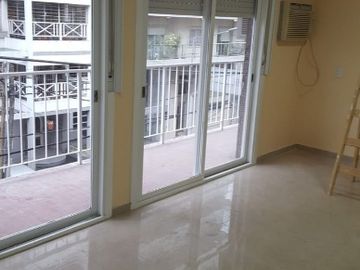 Semipiso en venta en Lanus Oeste