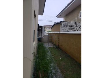 CASA BRISAS DEL GOLF VENTA o ALQUILER