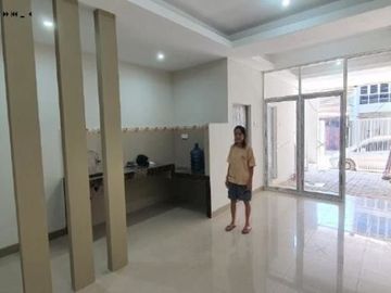 New Town house 3LT under 2M Wisma permai Row 10meter