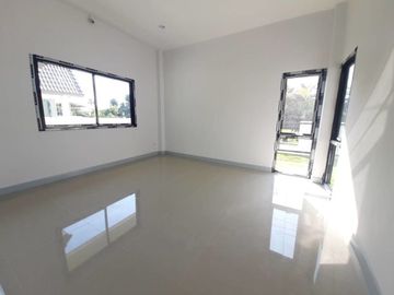 New Build Homes For Sale back up to the Ping River in Chiangmai