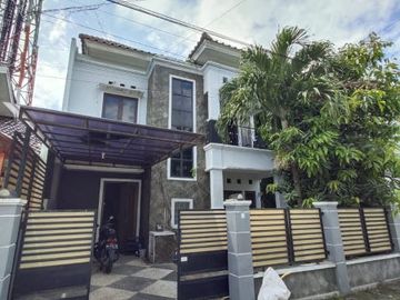 Rumah Full Furnish tengah kota sugeng jeroni, pojok beteng kulon