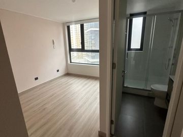 SE VENDE DPTO 2D2B en EDMUNDO ELUCHANDS/ NUEVO en Reñaca