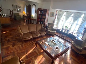 Chalet 4 ambientes sobre lote de 468 mts.