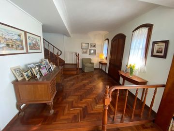 Chalet 4 ambientes sobre lote de 468 mts.