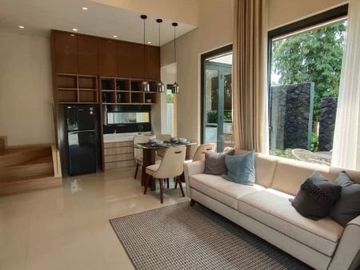 Rumah diJual di Sawangan, Depok. Rumah Cluster dekat danau