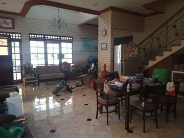 Rumah di Jl Margorjo Indah Margorejo