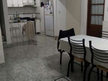 Casa PH en venta en Sarandi Este