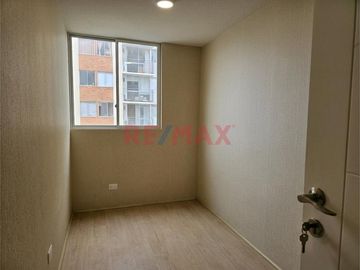 Alquiler De Departamento De Estreno En San Juan De Lurigancho