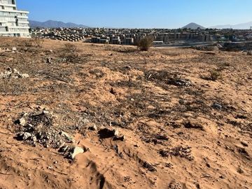 Terreno con excelente ubicación en San Joaquín