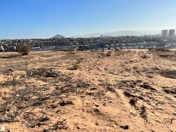 Terreno con excelente ubicación en San Joaquín