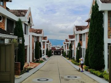 VENTA de CASAS en BUCARAMANGA
