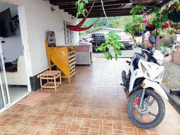 casa en venta en el palmar. Cod V16207