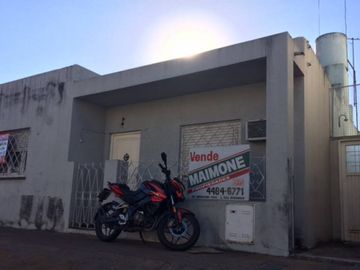 Casa en venta en Villa Luzuriaga