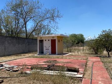 Quinta Campestre en Venta, en Zirandaro Juarez NL