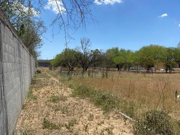 Quinta Campestre en Venta, en Zirandaro Juarez NL