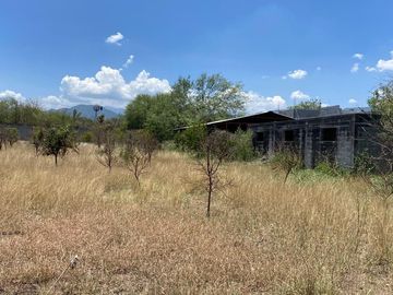 Quinta Campestre en Venta, en Zirandaro Juarez NL