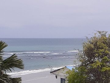 Se Vende Casa Cerca del Mar en Ballenita