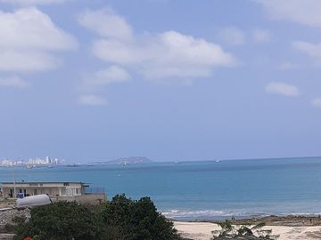 Se Vende Casa Cerca del Mar en Ballenita