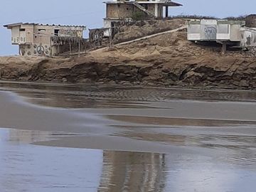 Se Vende Casa Cerca del Mar en Ballenita