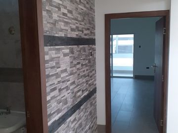 Se Vende Casa Cerca del Mar en Ballenita