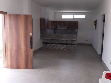 Se Vende Casa Cerca del Mar en Ballenita