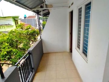 Dijual Rumah 2 Lantai Di Taman Depok Permai