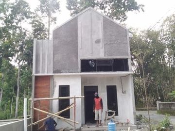 Rumah Model Eropa Di Perbatasan Yogyakarta