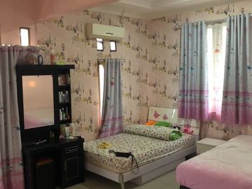 Rumah second 2 lt 3,5 M di Tanah Baru Depok