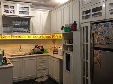 Rumah second 2 lt 3,5 M di Tanah Baru Depok