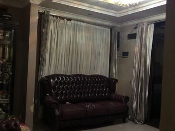 Rumah second 2 lt 3,5 M di Tanah Baru Depok