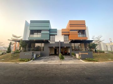 MOZART SYMPHONIA RUMAH MEWAH GADING SERPONG DEKAT UMN PROMO MURAH