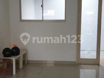 Disewakan Rumah di Puri Mansion Jakarta Barat