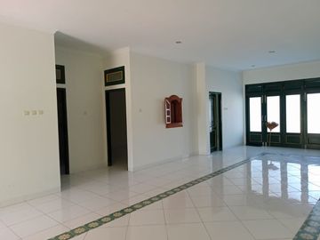 Rumah Cantik Antik di Kraton Yogyakarta dekat Malioboro