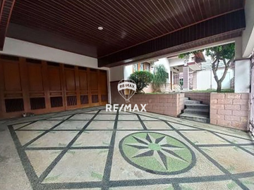 Dijual Rumah Pesona Khayangan Sukmajaya Depok LT 598 m² SHM IMB