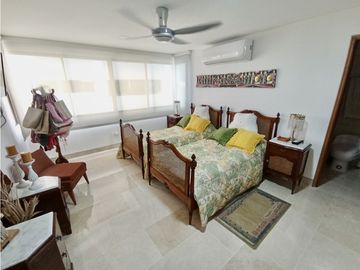 Bocagrande - Venta/Alquiler de exclusivo apartamento con vista.