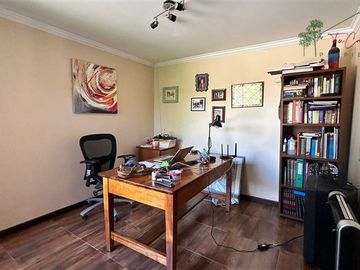 Parcela con 2 casas en arriendo en Peñaflor