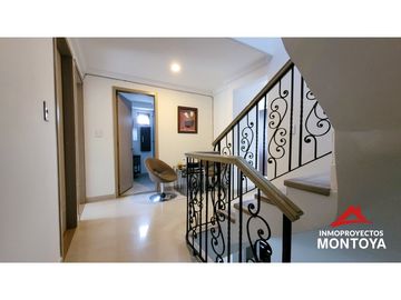 Casa a 1 cuadra de Megacentro Pinares, Pereira