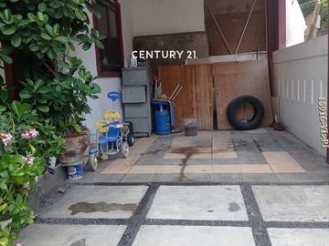Dijual Rumah Di Hook Lokasi Dekat St KRL Tebet