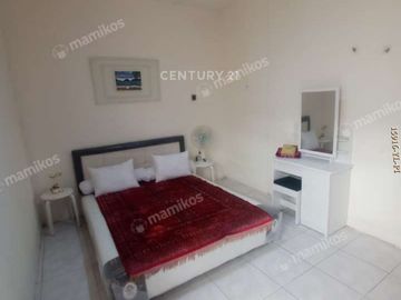 Dijual Rumah Di Hook Lokasi Dekat St KRL Tebet