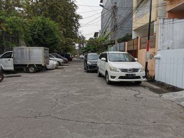 Rumah 2 lantai strategis di teluk gong jakarta utara