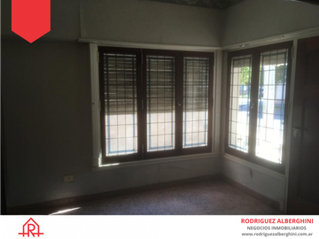 Casa a la venta! Ciudad de Balcarce (Calle 15 e/22 y 24)