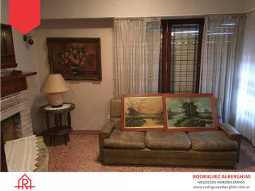 Casa a la venta! Ciudad de Balcarce (Calle 15 e/22 y 24)