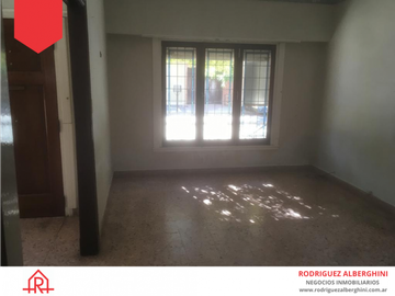 Casa a la venta! Ciudad de Balcarce (Calle 15 e/22 y 24)