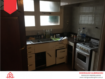 Casa a la venta! Ciudad de Balcarce (Calle 15 e/22 y 24)